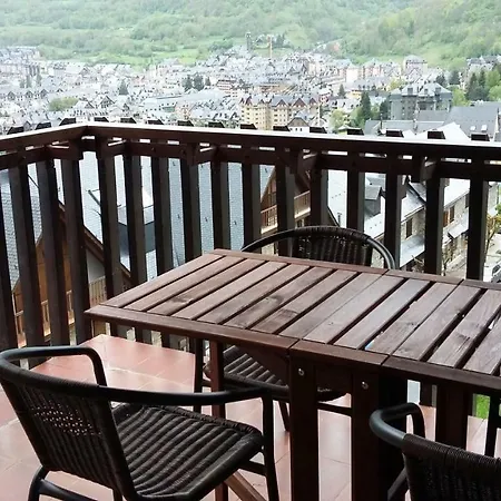 Apartamento Gausac Apartment Gausac